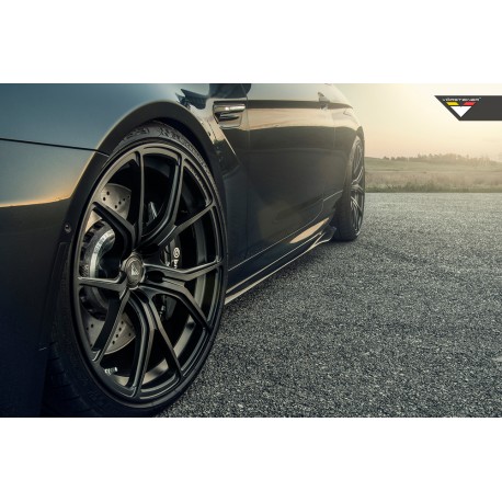 Listwy Progowe BMW M6 [F06 F12 F13] Włókno Węglowe [Carbon] - Vorsteiner [Karbon | Progi | Nakładki | Dokładki | Spojler]
